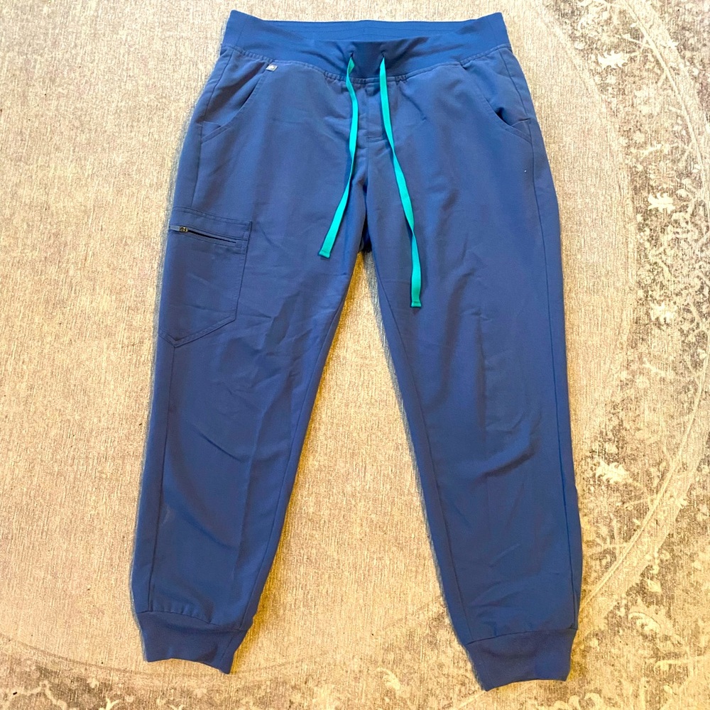 Zamora Jogger Scrub pants Medium Petite Big Sky Limited edition